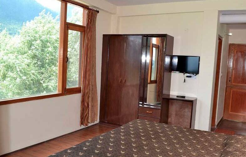 TG Stays Institute Road, Manali 4